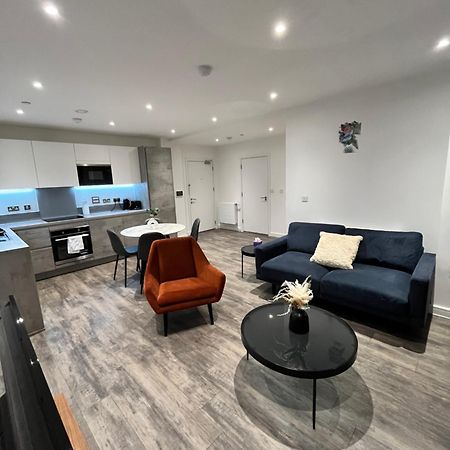 One Bedroom Apartment บาร์คกิ้ง ภายนอก รูปภาพ